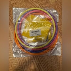 Ring toss on the banana 🍌 NIP